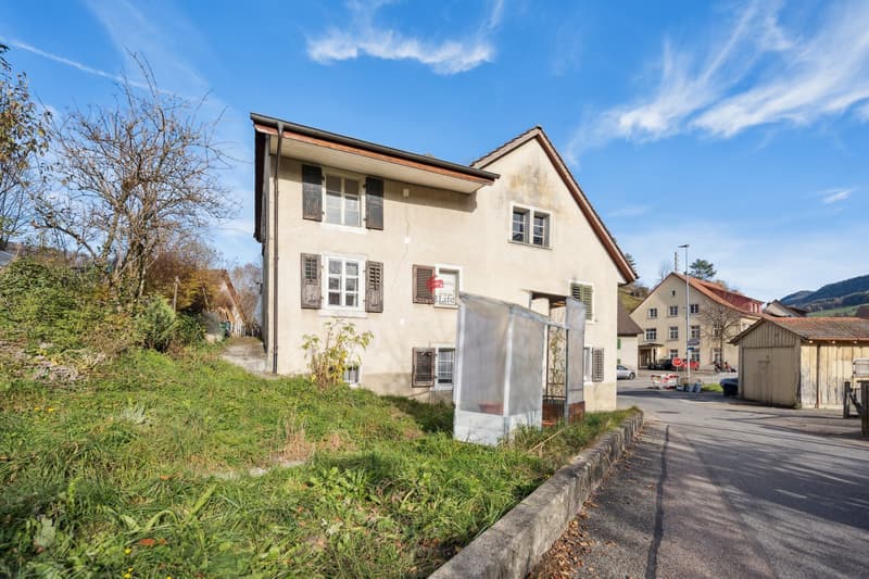 Zweifamilienhaus mit grossem Ausbaupotenzial (2)