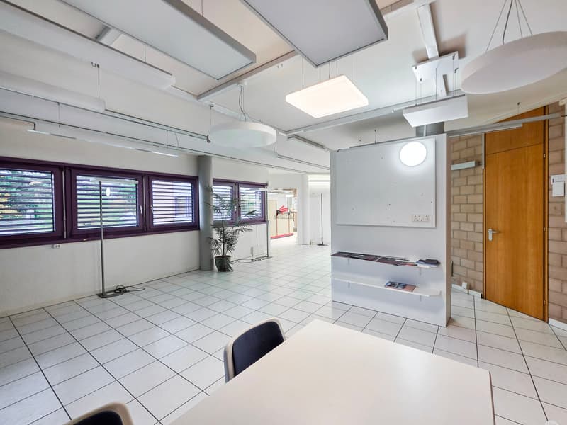 Spacieux bureaux modulables (3)