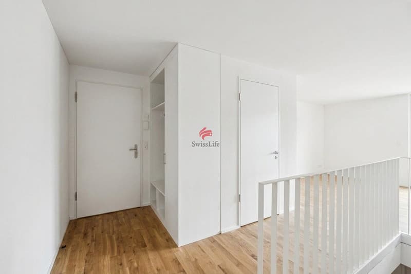 Entrée mit Garderobe