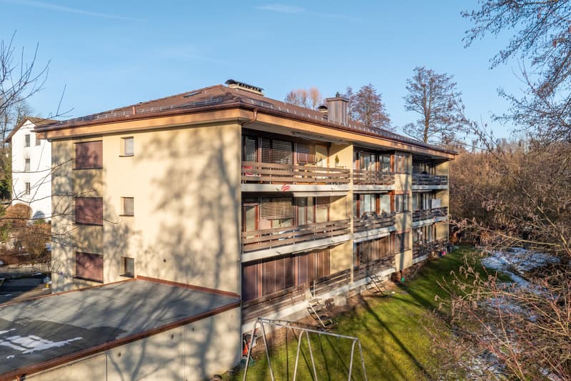 Rückansicht des Hauses mit Blick ins Grüne