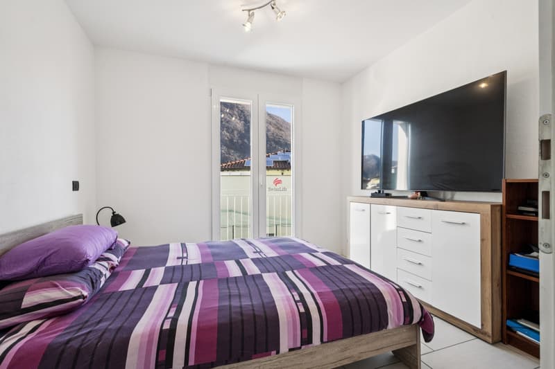 / Ampia camera da letto con accesso alla terrazza