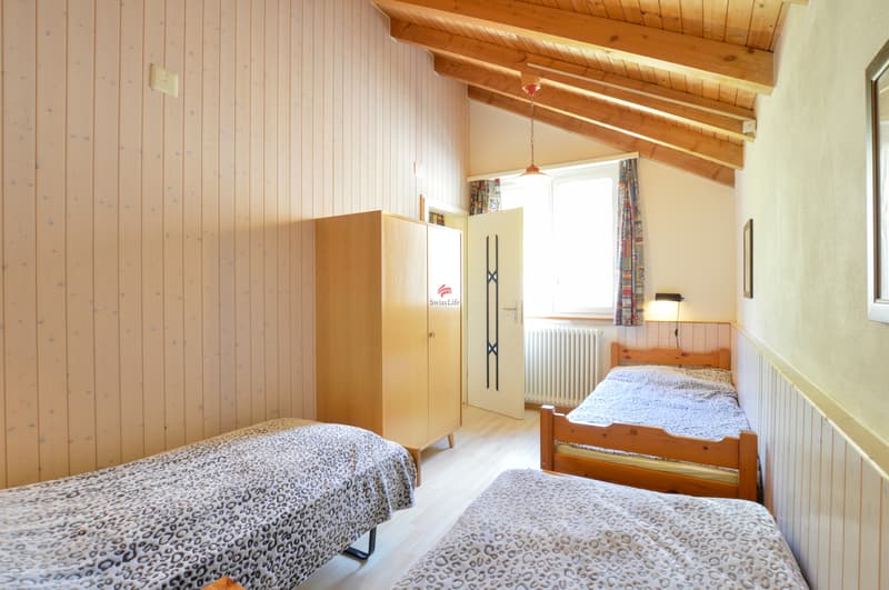 Schlafzimmer im Obergeschoss mit Platz für mehrere Betten