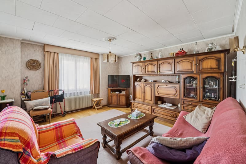 Maison villageoise de 6 appartements et 10 places de parc avec grange (3)