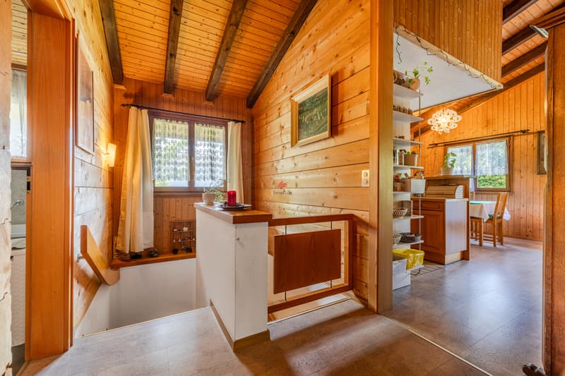 Rückzugsort im Grünen - Charmantes Chalet mit viel Umschwung (11)