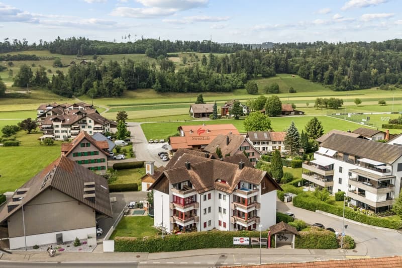 Grosszügiges Wohnen mit Wintergarten (1)