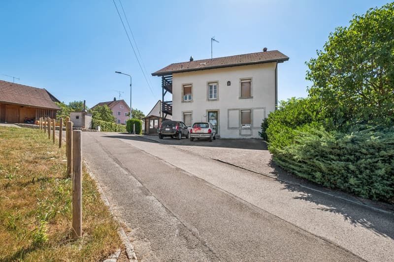 Immeuble de trois appartements loués (3)