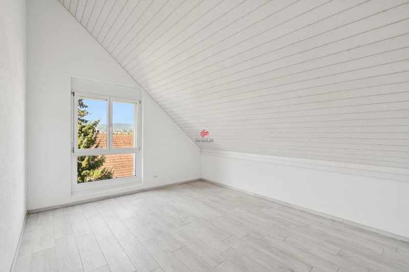Hochwertige Dachwohnung mit Weitblick (5)
