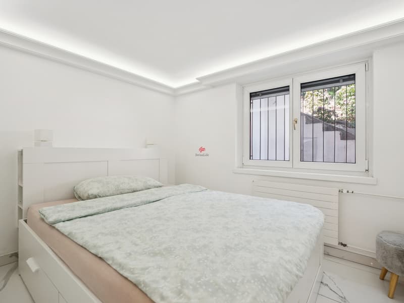 Zeitlose Luxusvilla mit Einliegerwohnung (11)