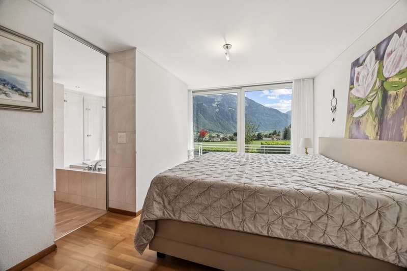 Wohntraum mit Pool und Bergsicht (8)