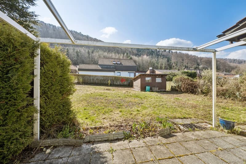 Sonniges Grundstück mit viel Potenzial (8)