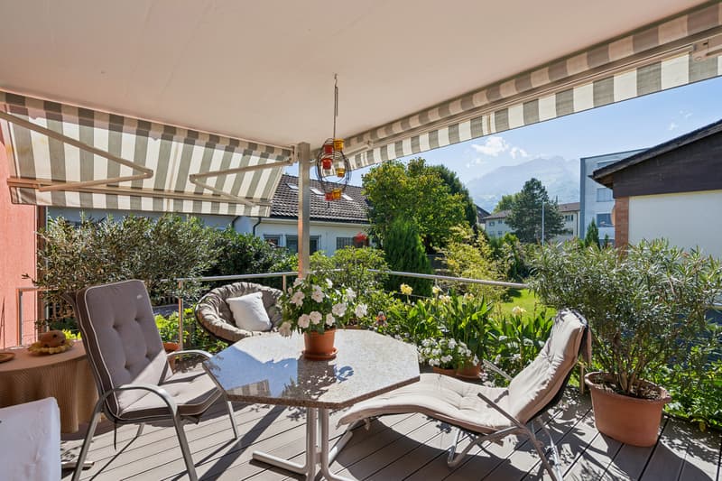 Gepflegtes Einfamilienhaus mit schönem Garten (7)