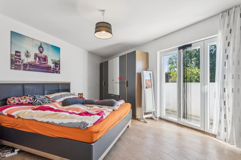 / Chambre 2 à l'étage