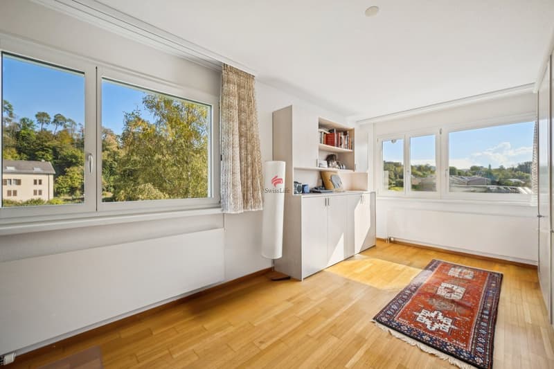 2. Schlafzimmer mit Blick ins Grüne