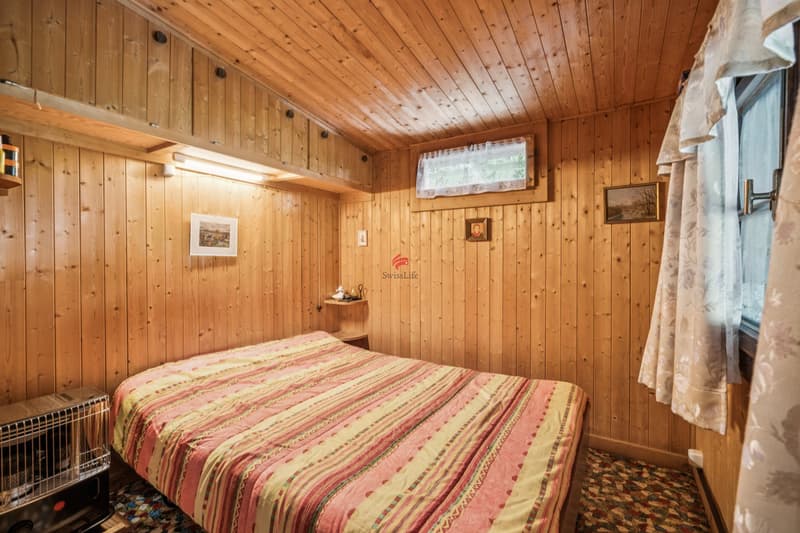 Chalet d'été situé en zone agricole au coeur de la nature (5)