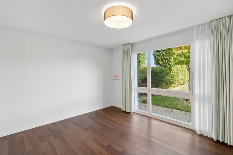 Das nach Osten ausgerichtete Hauptschlafzimmer