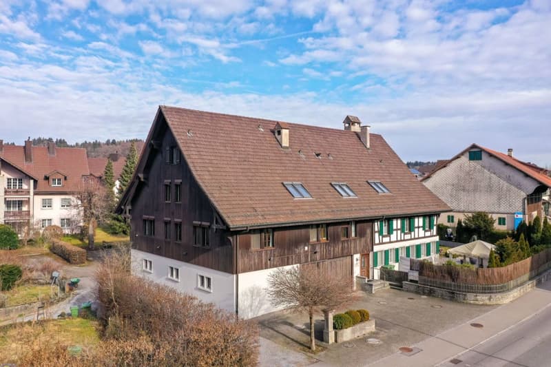 Grosszügige 8.5-Zimmer-Wohnung Watt (13)