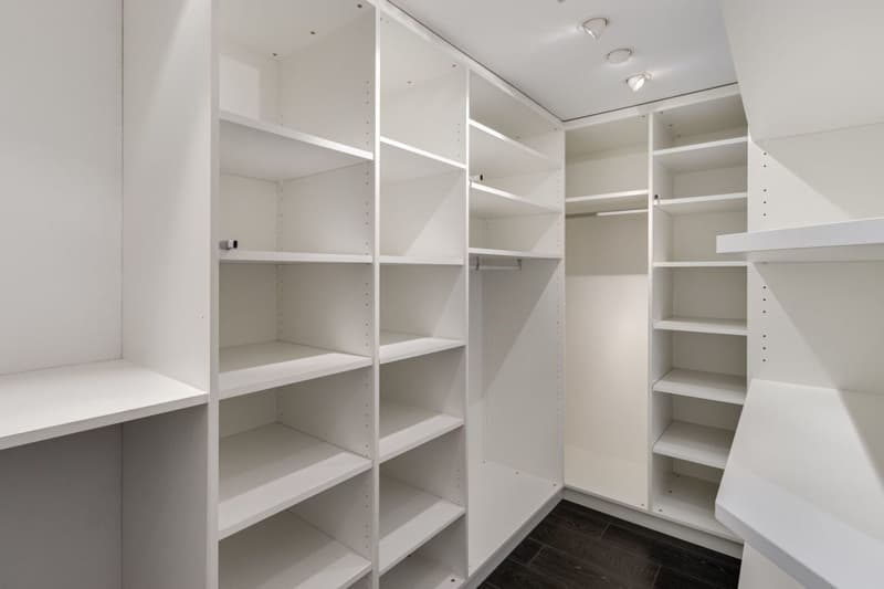Grosszügige 8.5-Zimmer-Wohnung Watt (10)
