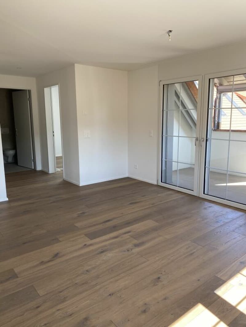 Moderne 2.5-Zimmerwohnung mit hohem Ausbaustandard in Nassenwil (4)