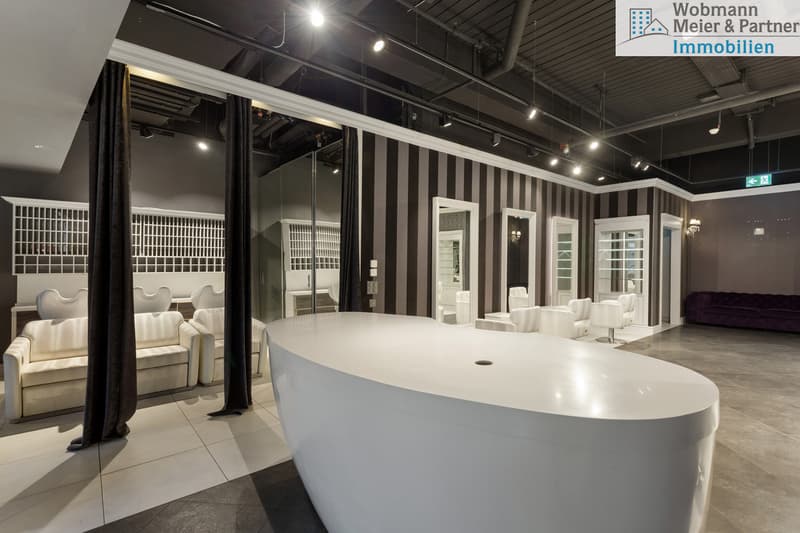 Attractive, expanded hair salon (74 m²) in Inside Volketswil (3)