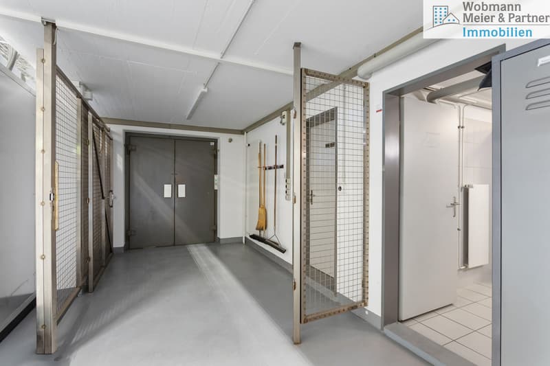 Vielseitige Gewerbe- und Büroflächen mit über 1'150 m² Nutzfläche (7)