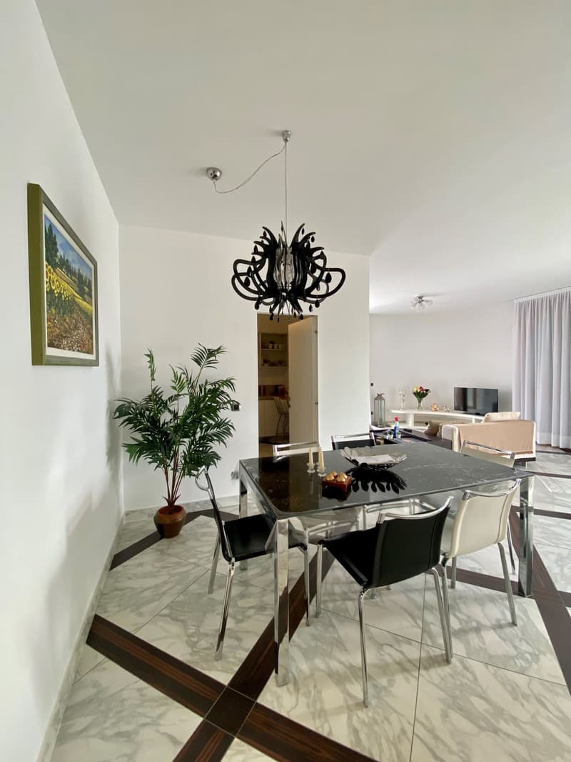 Appartamento vista lago  in esclusiva residenza (10)