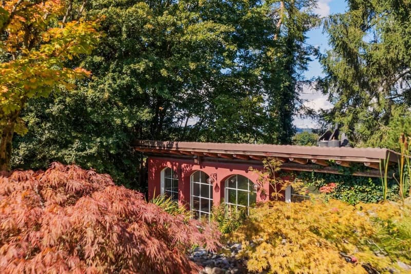 Villa für Freigeister und Lebenskünstler auf 10'000 m² zwischen Zürich und Zug (15)