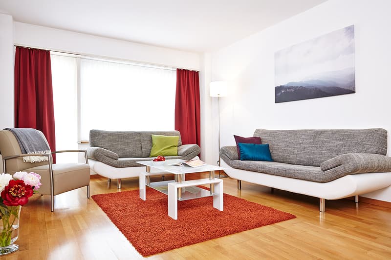 3-Zimmer Family Apartment mit Balkon möbiliert in Zürich - Nähe Bargrist/Hirsladen (1)