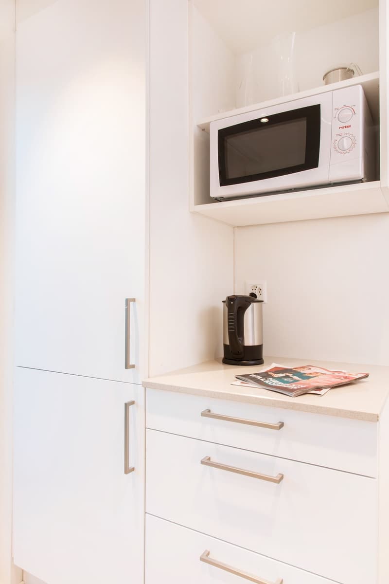Furnished 1-bedroom Apartment in Zurich / Möbliertes 2-Zimmer Apartment in Zürich - Lindenstrasse (8)