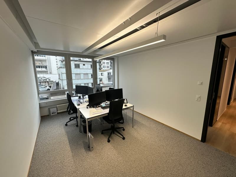 Komplett eingerichtetes, privates Büro exklusiv für Sie und Ihr Team (3)