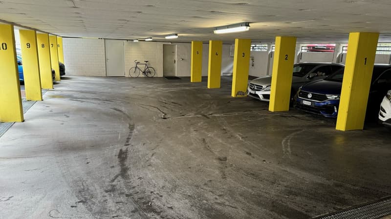Tiefgaragenparkplatz nähe Letzigrund (2)