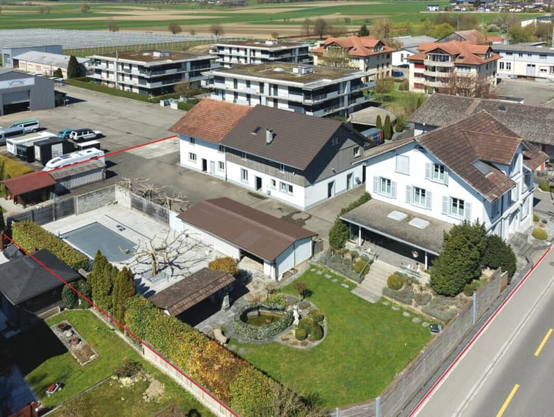 Liegenschaft mit breitem Nutzungsspektrum - Wohnen, Vermieten oder Arbeiten (1)