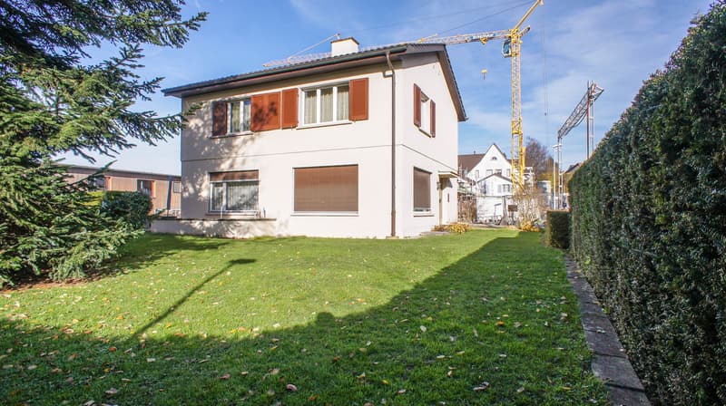 Bauland mit Einfamilienhaus (7)