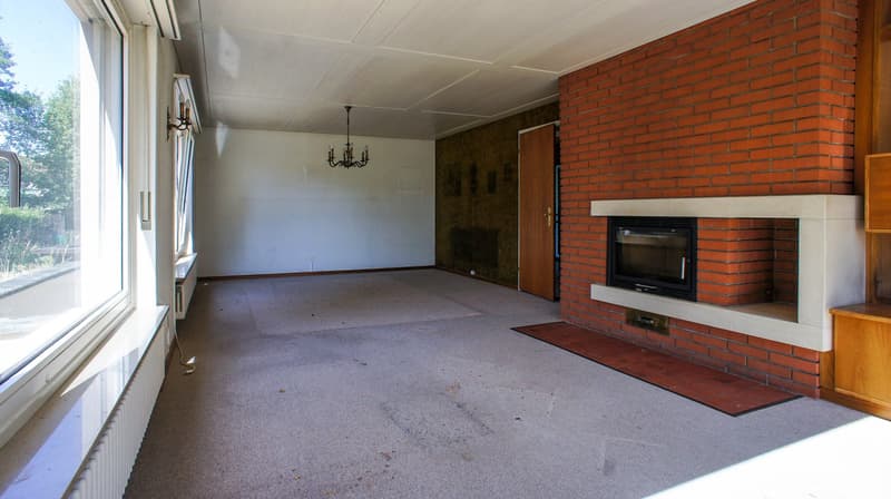 Grosses EFH mit Pool und sehr grossem Garten (14)