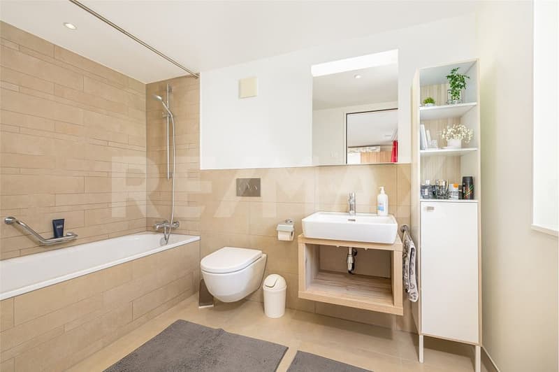 Helle 4.5-Zimmer-Wohnung mit sonnigem Balkon und zwei Tiefgaragenplätzen! (8)