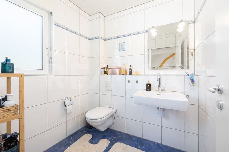 Grosszügiges Traumhaus mit Cheminée, grossem Garten & viel Platz für die ganze Familie (9)