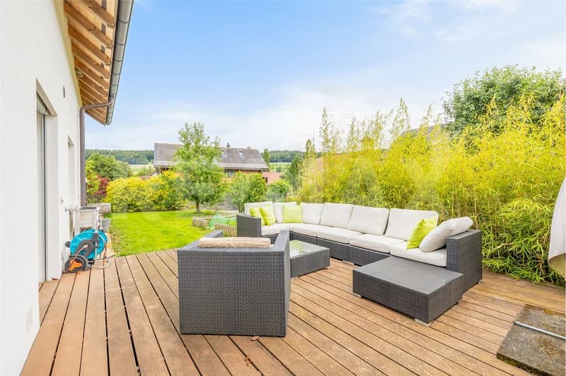 Architektur zum Wohlfühlen Offene Wohnwelten und ein Garten zum Geniessen (2)
