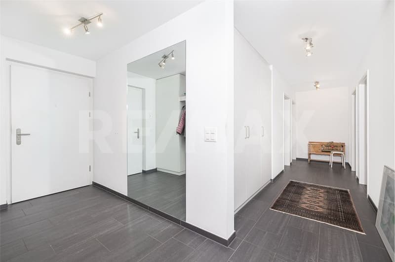 3.5-Zimmer Gartenwohnung mit grossem Umschwung (3)
