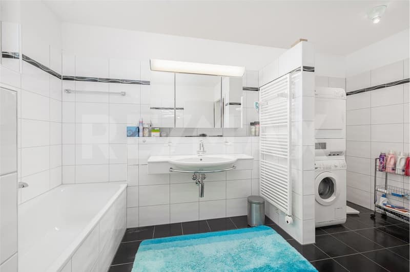 3.5-Zimmer Gartenwohnung mit grossem Umschwung (9)