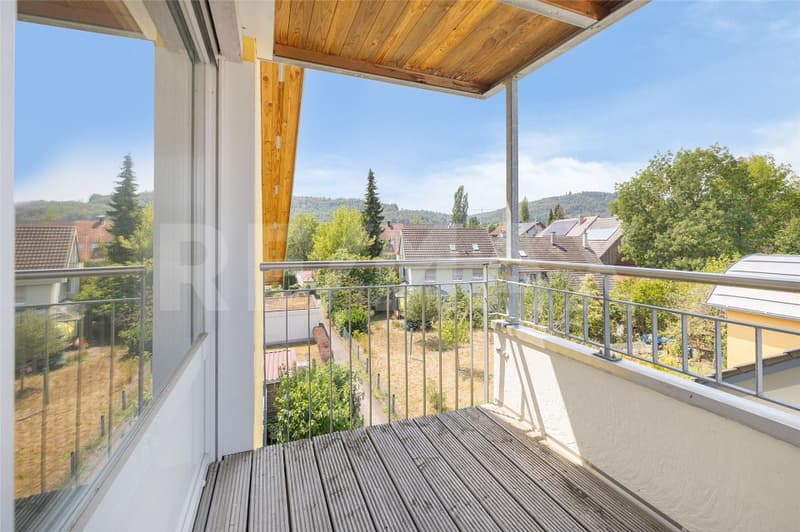 Attraktive Haushälfte mit 3 Wohnungen, 3 Carports, Garten und vielseitigem Potenzial (13)