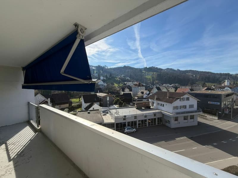 4,5 ZWG Wohnung Wohnung mit atemberaubender Aussicht ab sofort zu vermieten! (3)