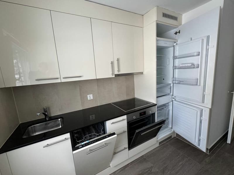 Appartamento di 3 locali come nuovo a Wittenbach (3)