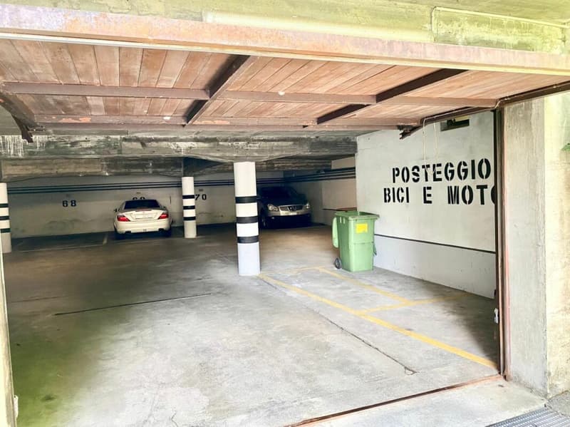 Posteggi in Autorimessa/Parkplätze in Tiefgarage  CHF 70.00 (3)