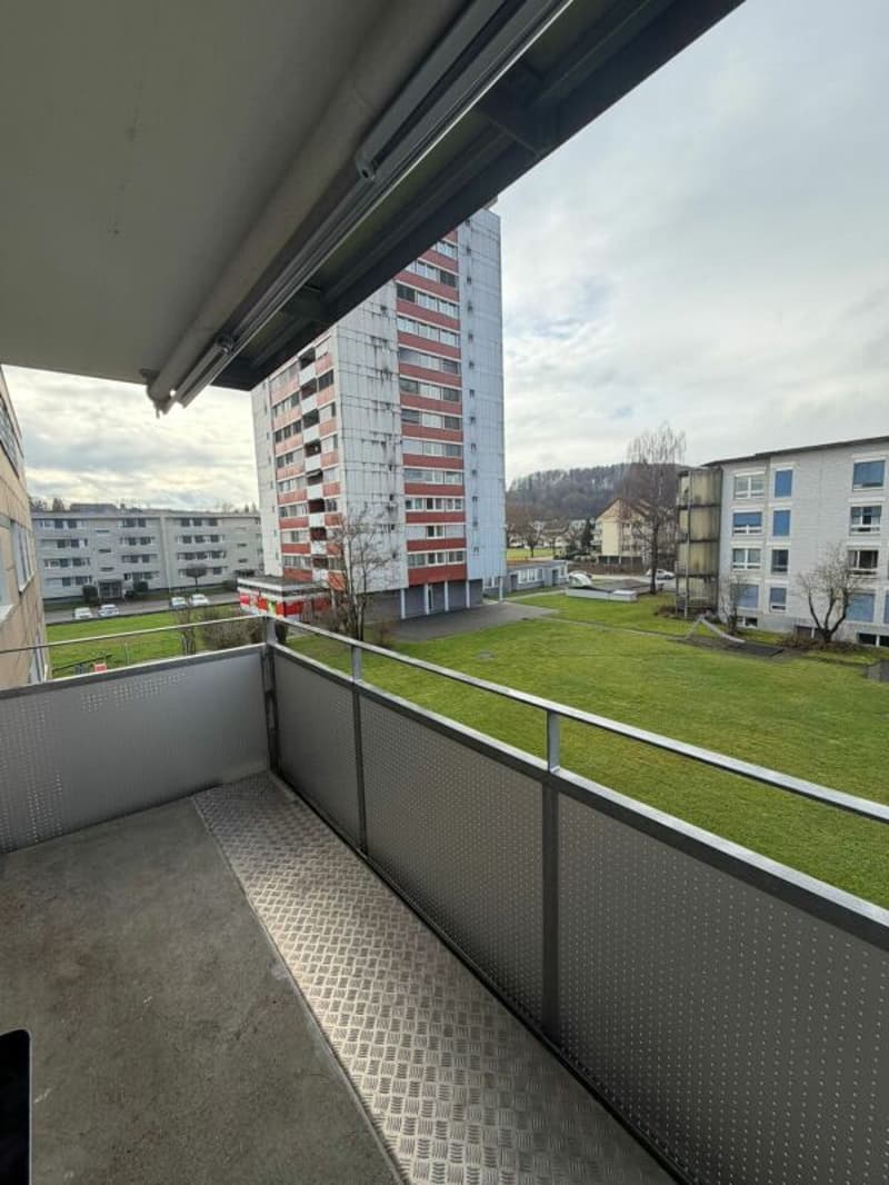 Gepflegte 2.5 ZWG, jetzt zu vermieten! (11)