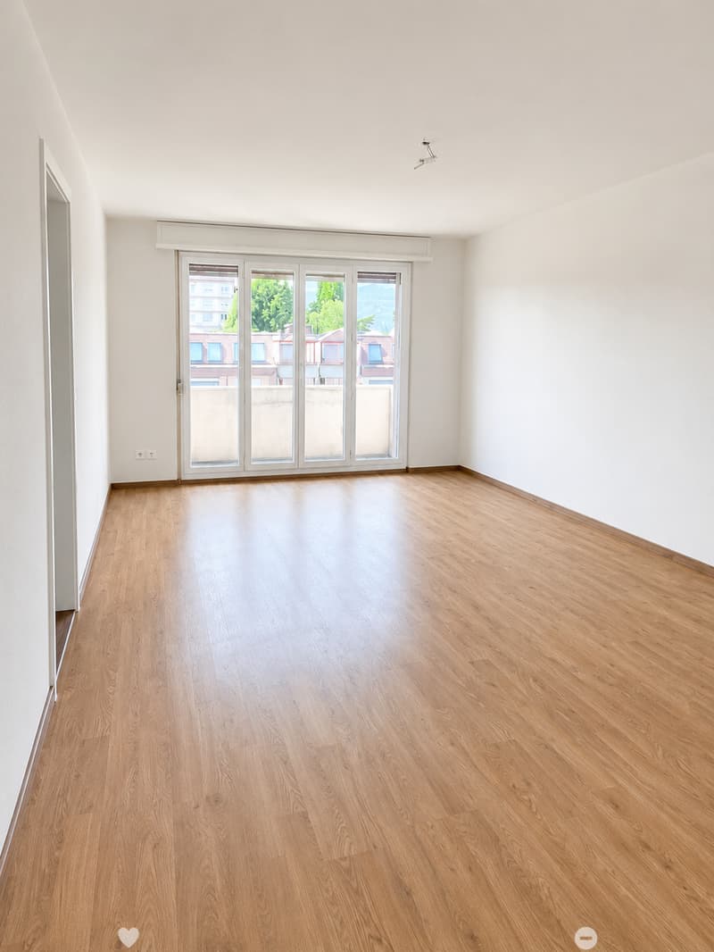 Helle 3.5-Zimmer-Wohnung im 4. Stock in Biel – ab sofort verfügbar! (4)