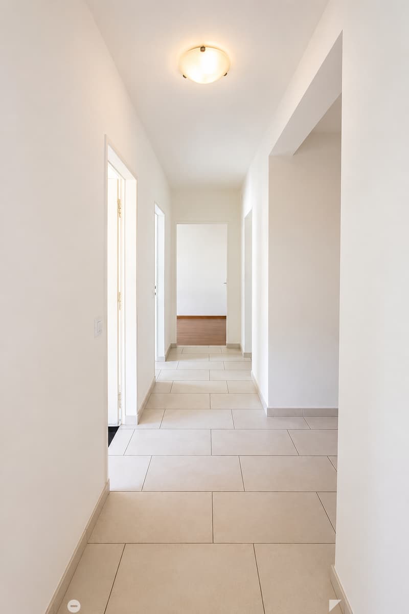 Helle 3.5-Zimmer-Wohnung mit Balkon in Biel – ab sofort verfügbar! (7)