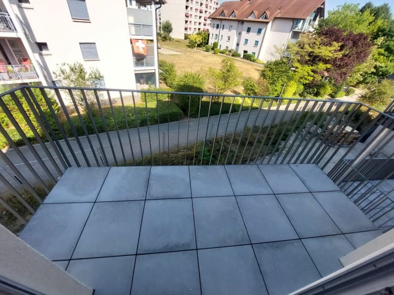 Moderne 1.5-Zimmer-Neubauwohnung mit grosszügigem Balkon - Erstbezug (3)