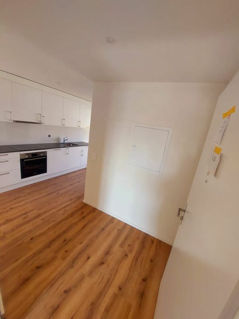 Moderne 1.5-Zimmer-Neubauwohnung mit grosszügigem Balkon - Erstbezug (8)