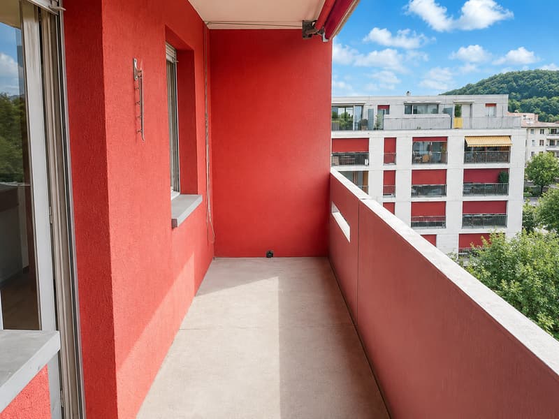 Helle 3.5-Zimmer-Wohnung mit Balkon und Stadtblick in Biel (6)