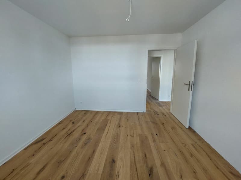 Helle 3.5-Zimmer-Neubauwohnung beim Escher Wyss Platz - Erstvermietung (5)