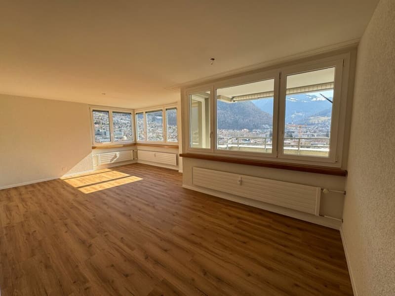Schöne Wohnung mit herrlicher Aussicht zu den Bergen (9)